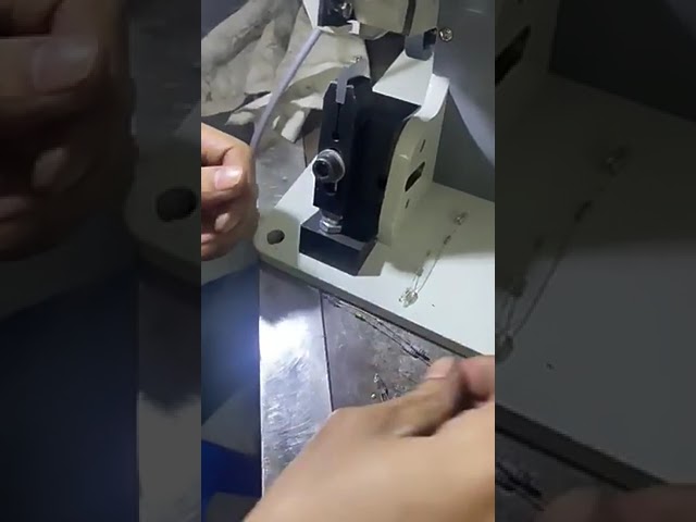 Nouvelle machine à courroie en cuivre avec moteur pas-à-pas — Sertissage silencieux de fils pour lampes néon et âmes de câbles, moule inclus