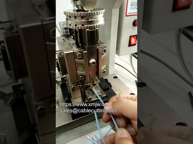 Applicateur de sertissage terminal européen - Matrices et moules de sertissage pour machines