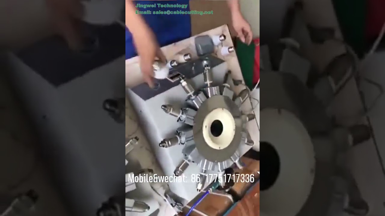 Assemblez vos ampoules LED facilement : machine de verrouillage et pince à sertir