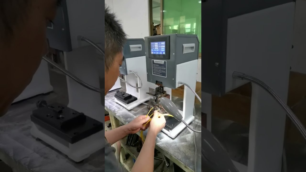 Machine terminale servo en test de vieillissement – Fiabilité pour l’automatisation industrielle #machine #denudeuse #cables #usine #outils