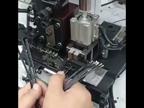 Machine à sertir les bornes automatique 2T-4T | Équipement de fabrication de câbles