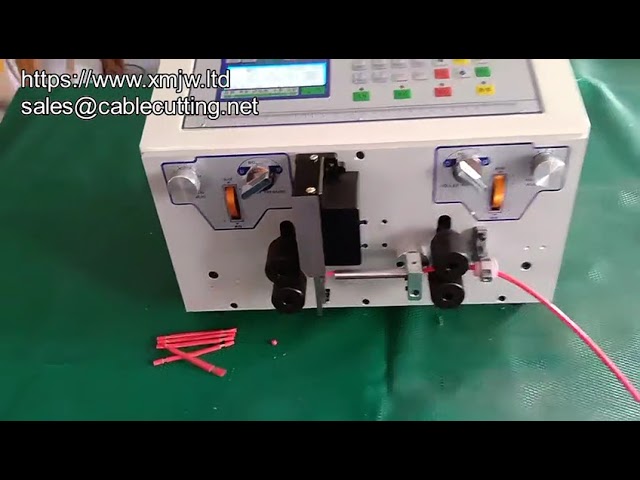 Machine à sertir pneumatique : outil de sertissage et dénudage de câbles performant