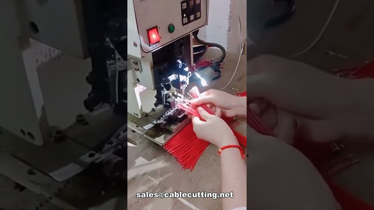 Lame en acier tungstène OTP – Précision pour machine de sertissage de bornes