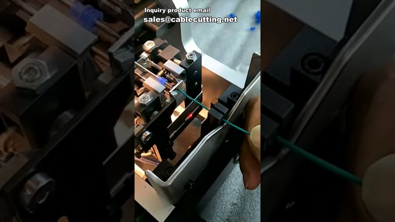 Machine d'insertion et de sertissage de joints étanches pour fils | Automatisation industrielle