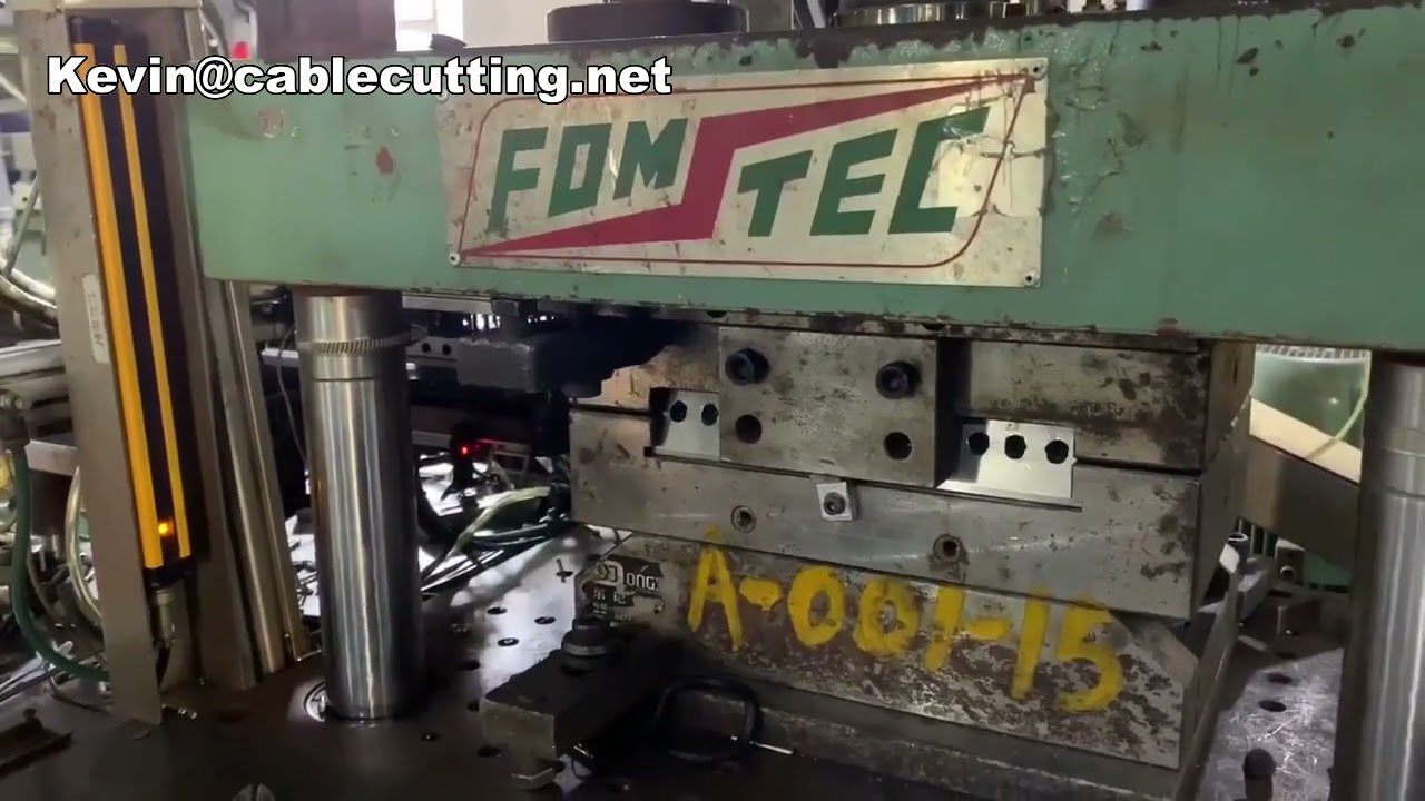 Connecteurs d'insertion IEC 320 C7 C8 C13 C14 C19 - Prises industrielles conformes RoHS