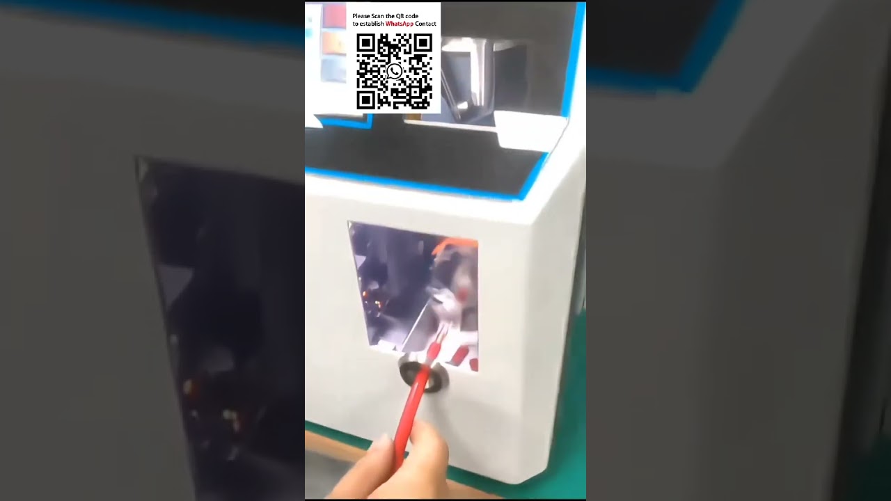 Machine à dénuder et sertir les bornes tubulaires isolées jusqu'à 16mm² - Usage intensif