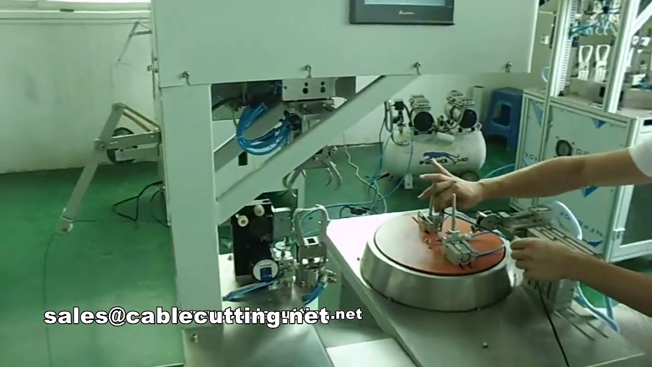 Machine d'enroulement et de cerclage de câbles en forme de 8 – Démonstration industrielle